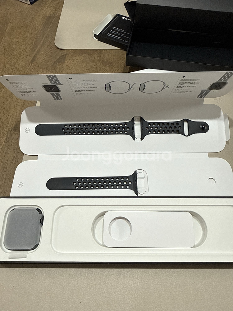 풀박스 애플워치 se1 나이키 44mm wifi 판매--1