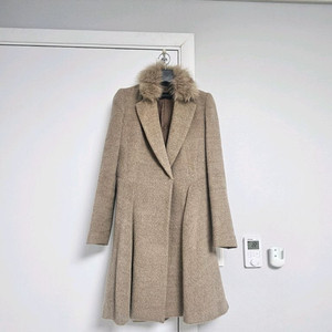 모조에스핀 퍼 코트(55)