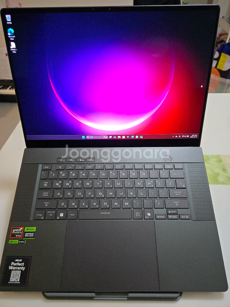 제피러스 G16 HX 370/4070 신품급 3tb 팝니다--0