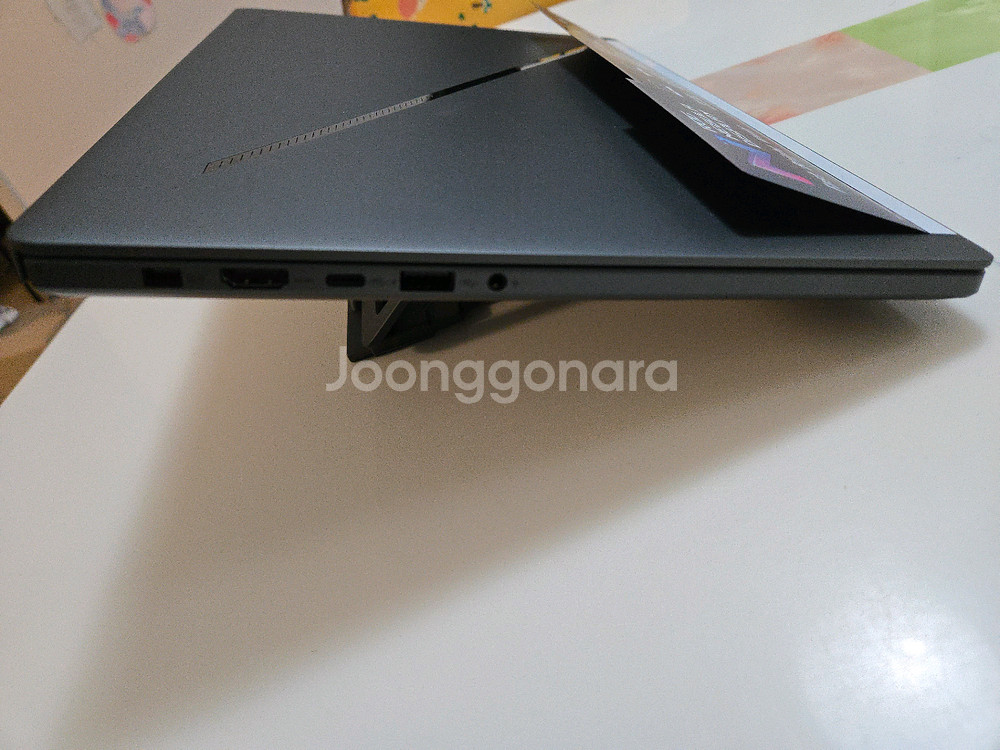 제피러스 G16 HX 370/4070 신품급 3tb 팝니다--5