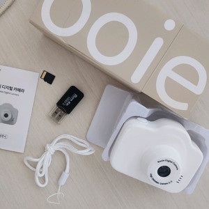 [모든 거래앱 최저가] 부이 디지털 카메라 화이트