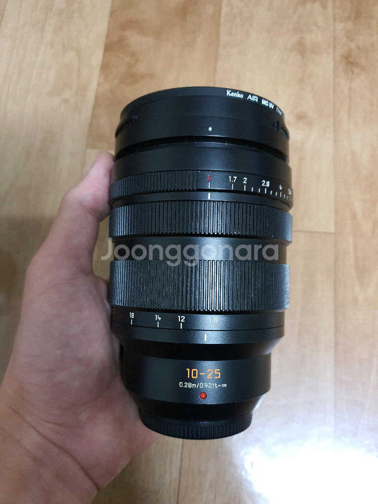 파나소닉 라이카 10-25mm F1.7 렌즈 팝니다--1