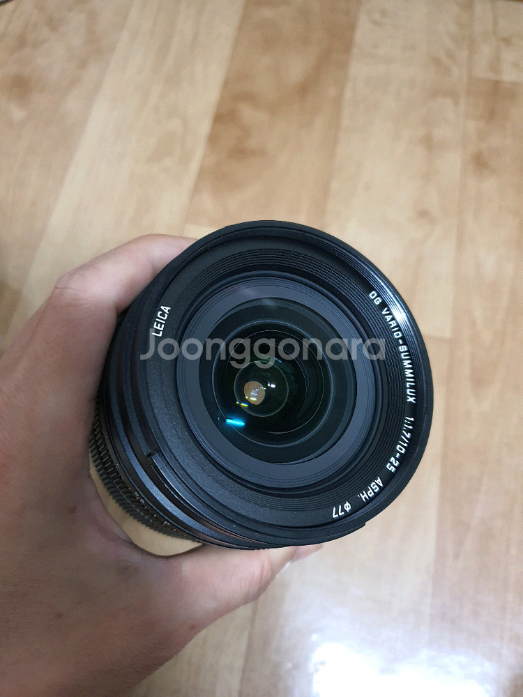 파나소닉 라이카 10-25mm F1.7 렌즈 팝니다--3
