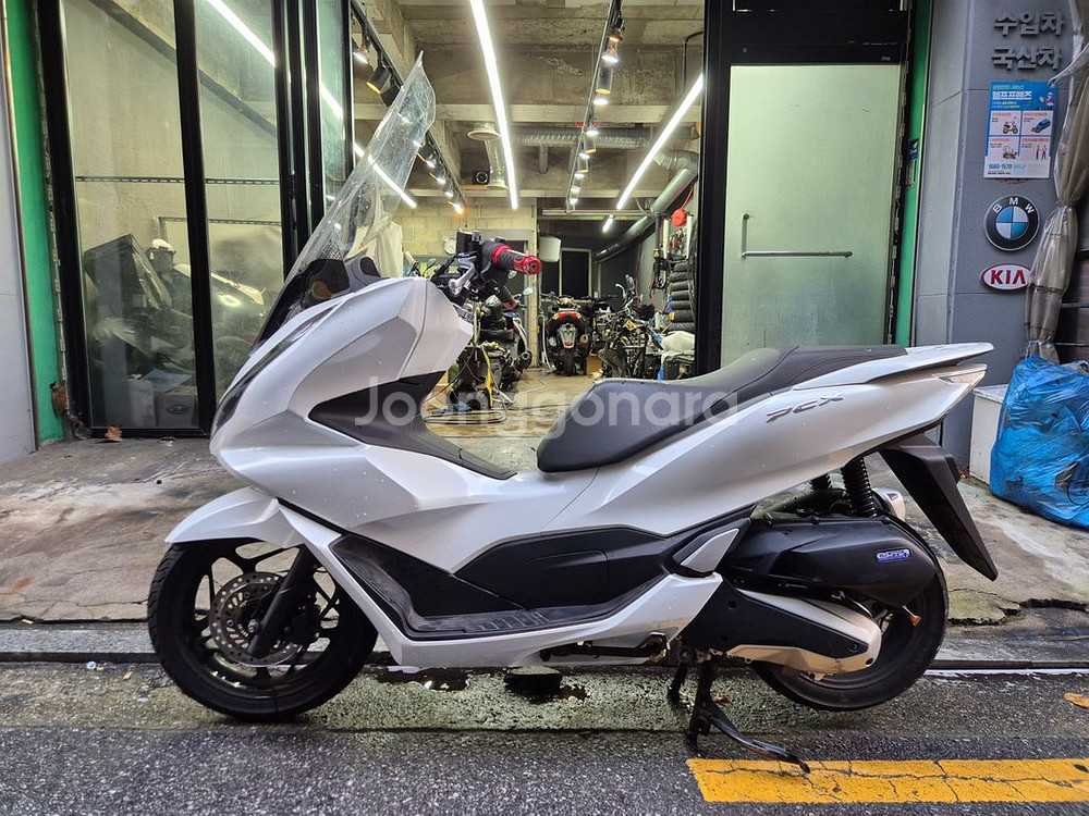 22년식 PCX125ABS 배달용 중고 오토바이--1