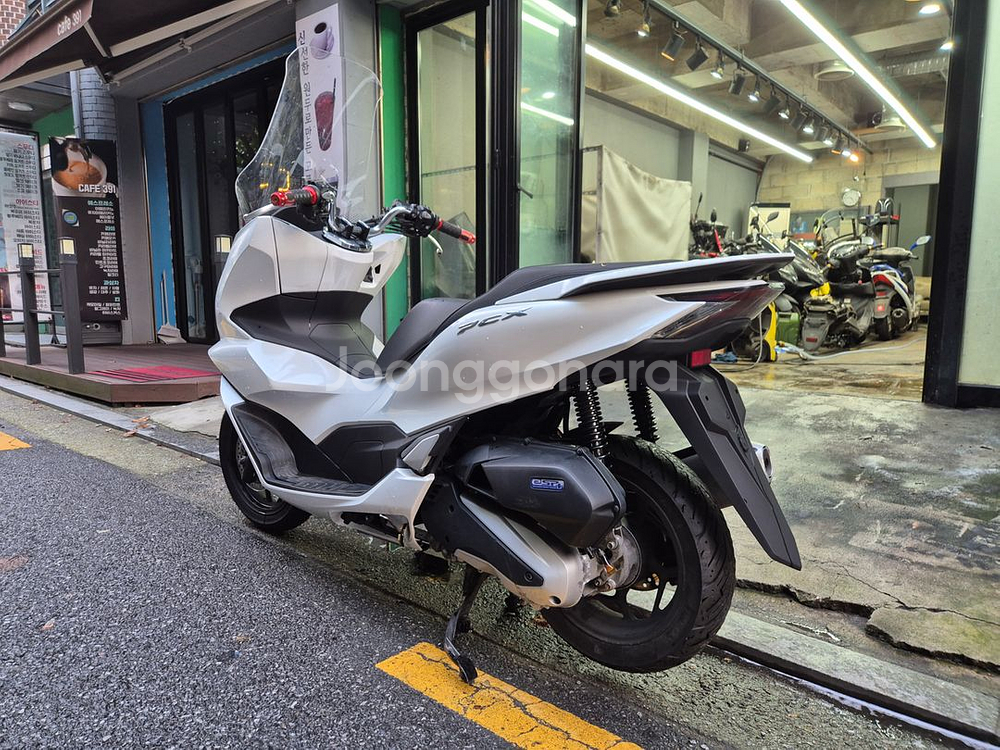 22년식 PCX125ABS 배달용 중고 오토바이--2