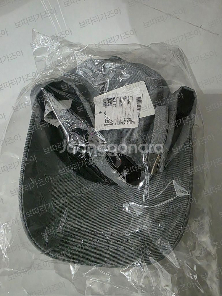 에잇세컨즈 코튼 자수 5각 볼캡 그레이 미개봉--1