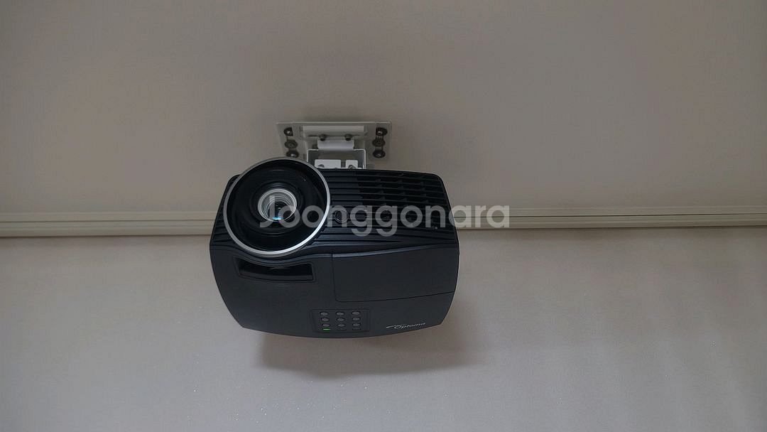 옵토마 HD50 프로젝터와 그랜드뷰 GSR-120H 120인치 스크린--0