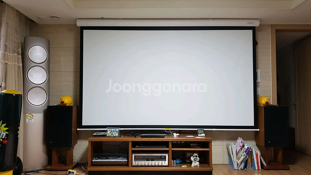 옵토마 HD50 프로젝터와 그랜드뷰 GSR-120H 120인치 스크린--6