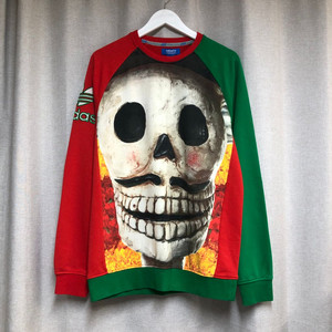 아디다스 오리지널스 데이데드 크루 맨투맨 95