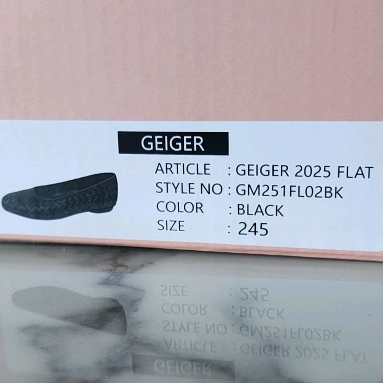 새상품) 가이거 파우제 위빙 플랫 단화 245--3
