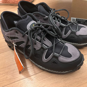 나이키 에어익스플로레이드 새제품