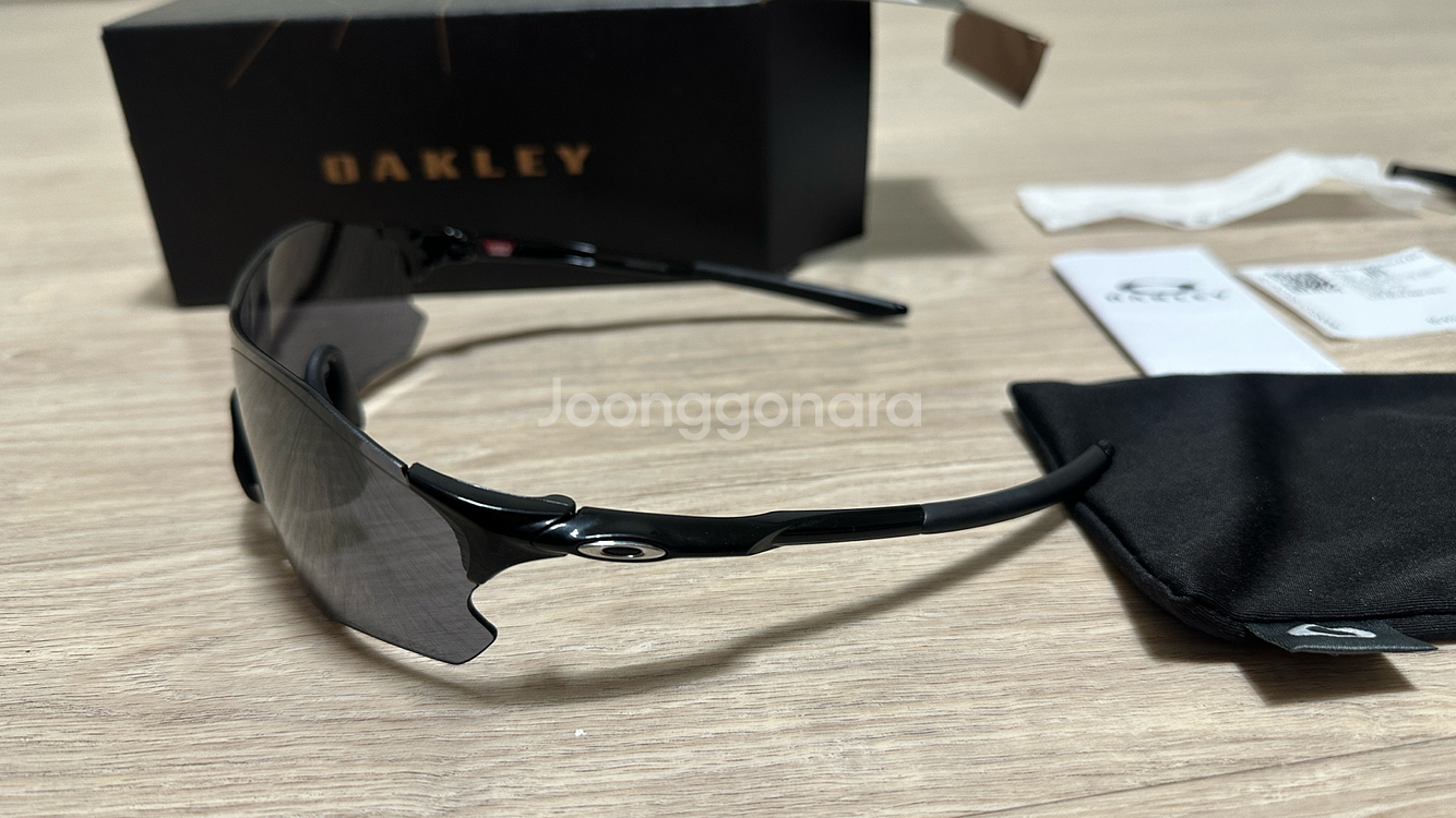 오클리 이브이제로 패스 선글라스--3