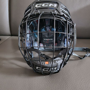 아이스하키 신상 ccm tacks 920 시니어 헬멧