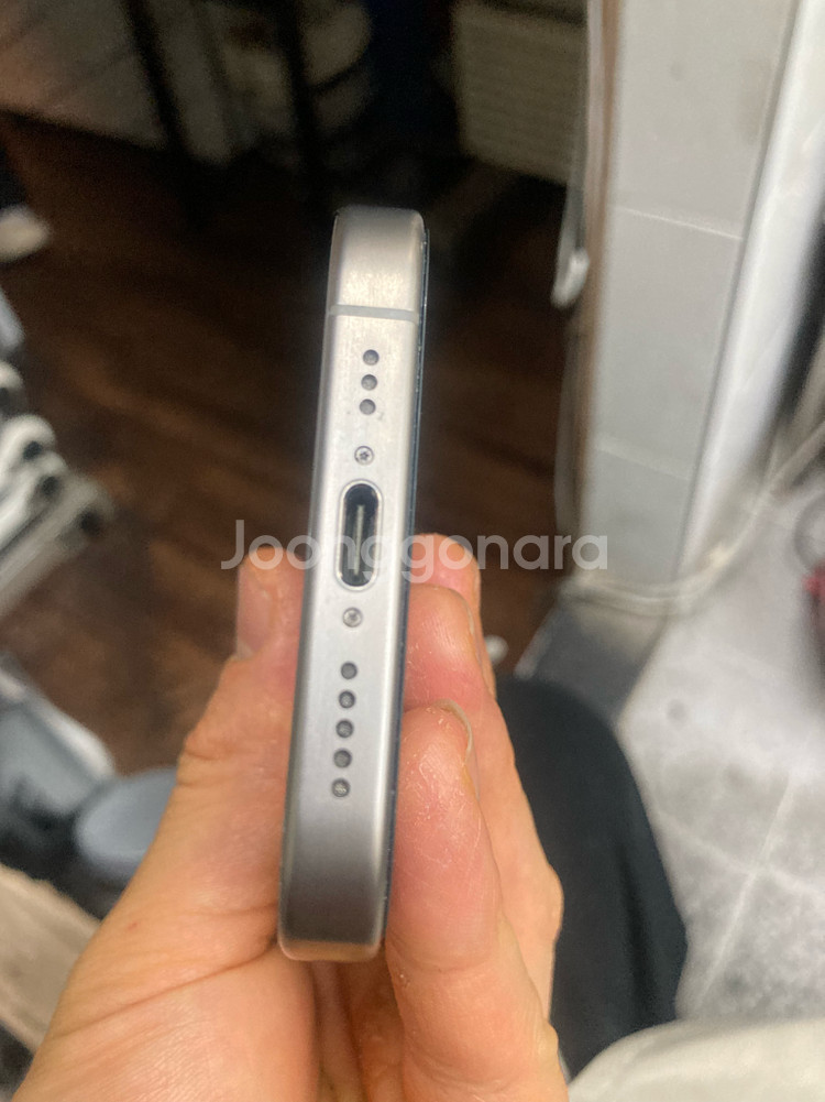 아이폰15프로 내추럴티타늄 256gb--5