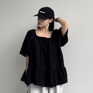 [새제품]모네 블랙 블라우스