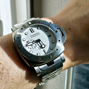 파네라이 섭머저블 비앙코 42mm (브레이슬릿 포함)