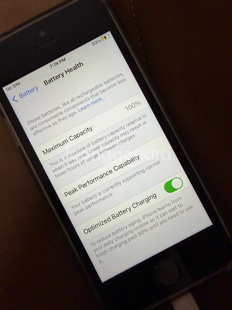 아이폰 SE 1세대 64GB 그레이--1