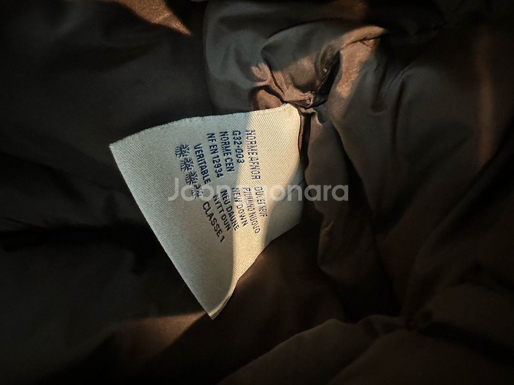 [새상품급/2] 몽클레어 패딩 중경량 네이비--8