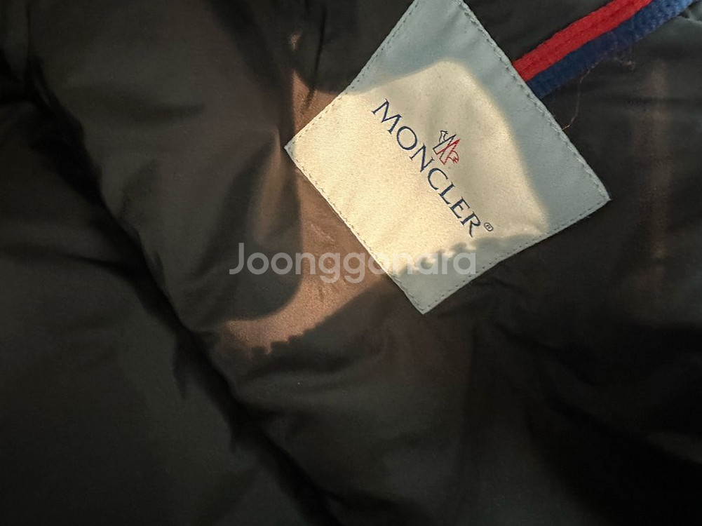 [새상품급/2] 몽클레어 패딩 중경량 네이비--6