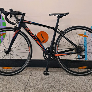 (2018.신형클라리스r2000) 자이언트SCR2로드싸이클(25만원)