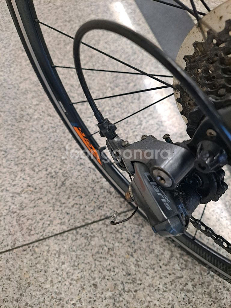 (2018.신형클라리스r2000) 자이언트SCR2로드싸이클(25만원)--7