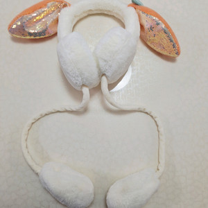 움직이는 당근 귀마개