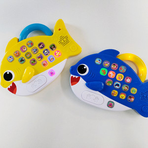 핑크퐁 상어가족 멜로디 패드, 피규어