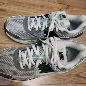 나이키 줌보메로 240