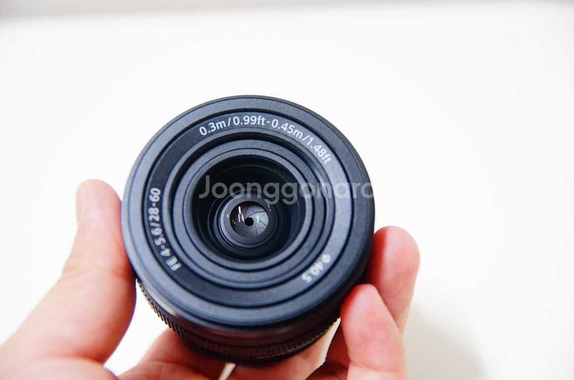 [소니] FE 28-60mm 풀프레임용 번들렌즈팝니다--2