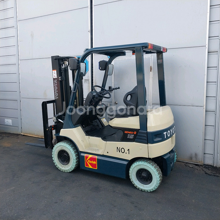 토요타 전동지게차 1.5톤 사이드쉬프트 장착 최상품배터리--2