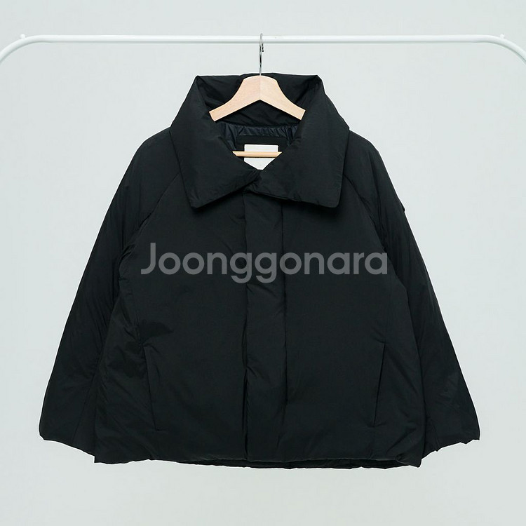 (새상품) 아이더 라벨르 여성 캐시미어 숏 코트 다운 자켓 숏패딩 블랙 S--1