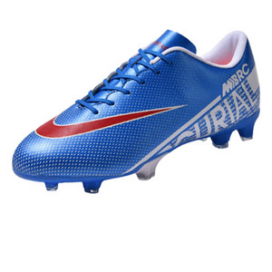 미사용 리온 스포츠 야외 트레이닝 축구화 235