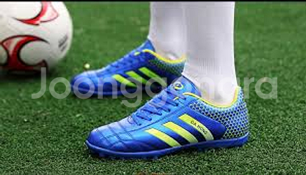 미사용 리온 헥사곤 성인 축구화 풋살화 265mm--2