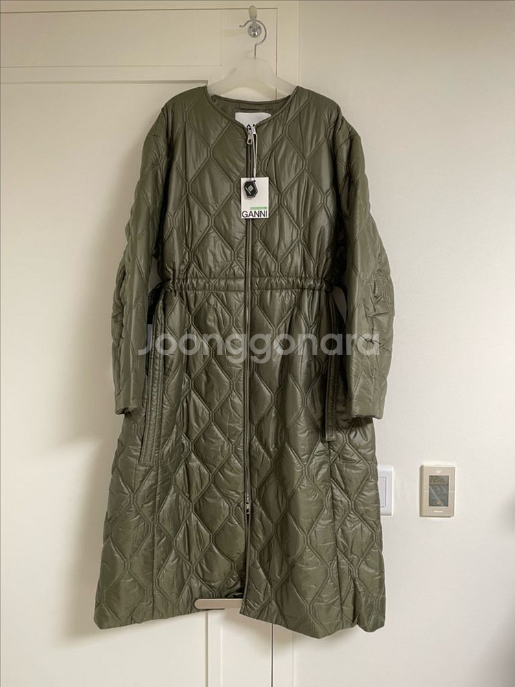 송혜교 가니 퀼팅 패딩 롱 코트 카키--6