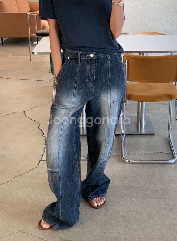 [새상품/오늘만 할인/무배]카펜더 와이드 데님 팬츠 S--0