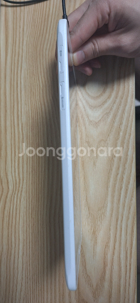 갤럭시탭 샐룰러 화이트 팝니다--5