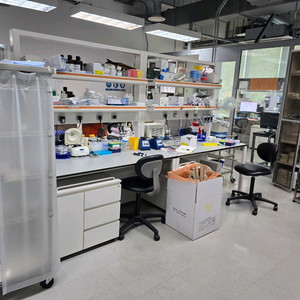 퍼시스 실험실 실험대 책상 시약대 의자 수납장 작업대