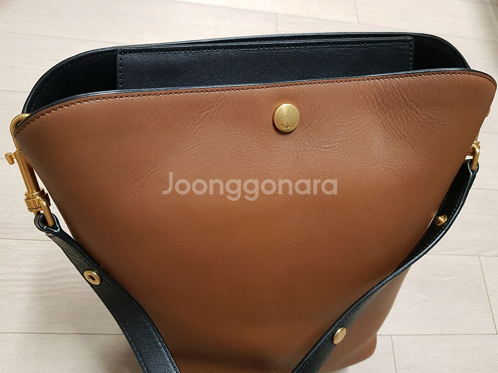 빈폴 스윙 버킷백--2