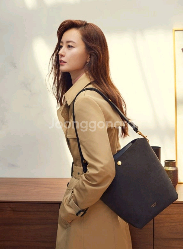 빈폴 스윙 버킷백--9