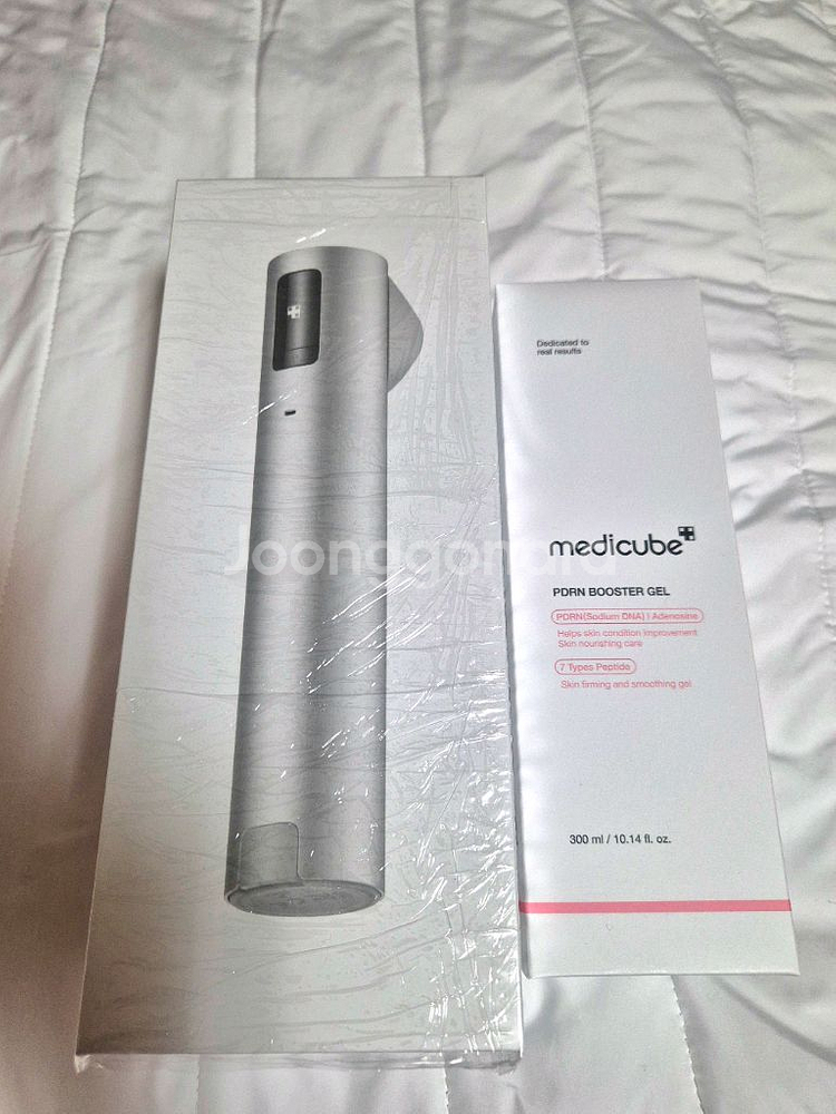 메디큐브 하이포커스샷 미개봉 새상품 풀박스+PDRN 전용 젤--0