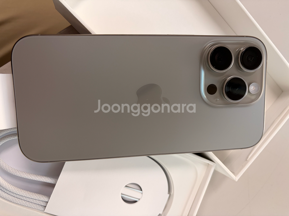 아이폰16 프로 내추럴티탄 128G 리퍼미사용--1