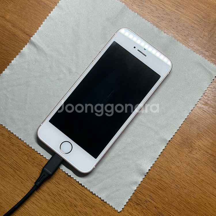 아이폰 SE 64GB 로즈골드--0