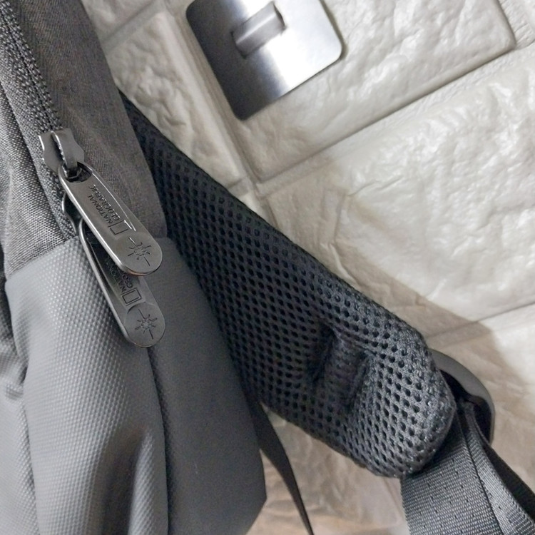 내셔널지오그래픽 데이팩 백팩--3