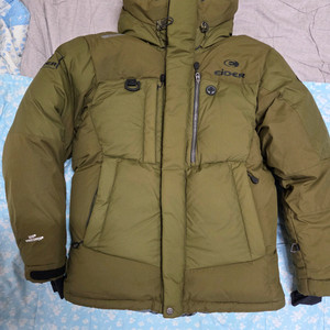 아이더 캄피로 대장패딩 m사이즈 카키 히말라야 코볼드
