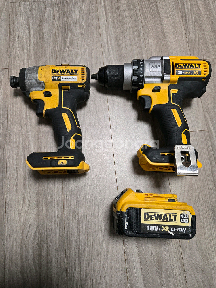 디월트 임팩드라이버dcf887.드릴dcd991.배터리18v 4ah 팜--0