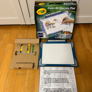 [미사용] 크레욜라 라이트업 트레이싱 패드