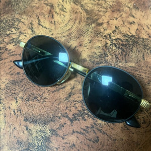 폴리스 POLICE 금장/블랙 선글라스