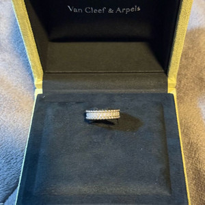 18k 천연다이아 반지