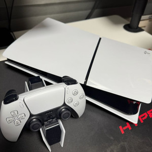 PS5 슬림 디지털 에디션(듀얼센스 충전기 포함)