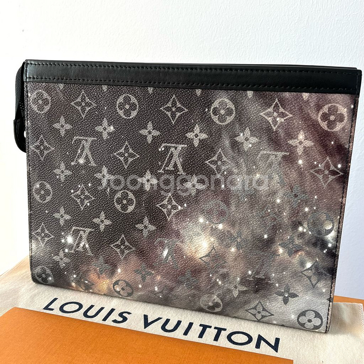 [S급/한정판] 루이비통 갤럭시 포쉐트 보야주 클러치백 가방 M44448--3